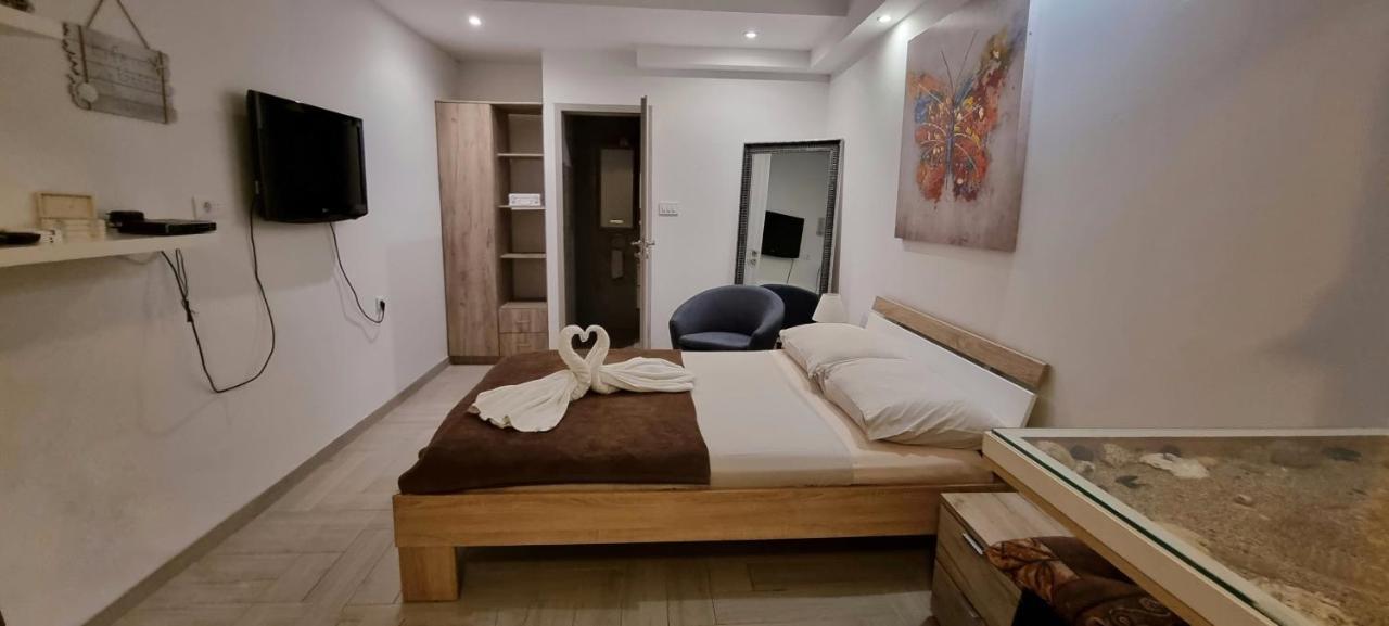 Apartmani Tatic スティンヤン エクステリア 写真