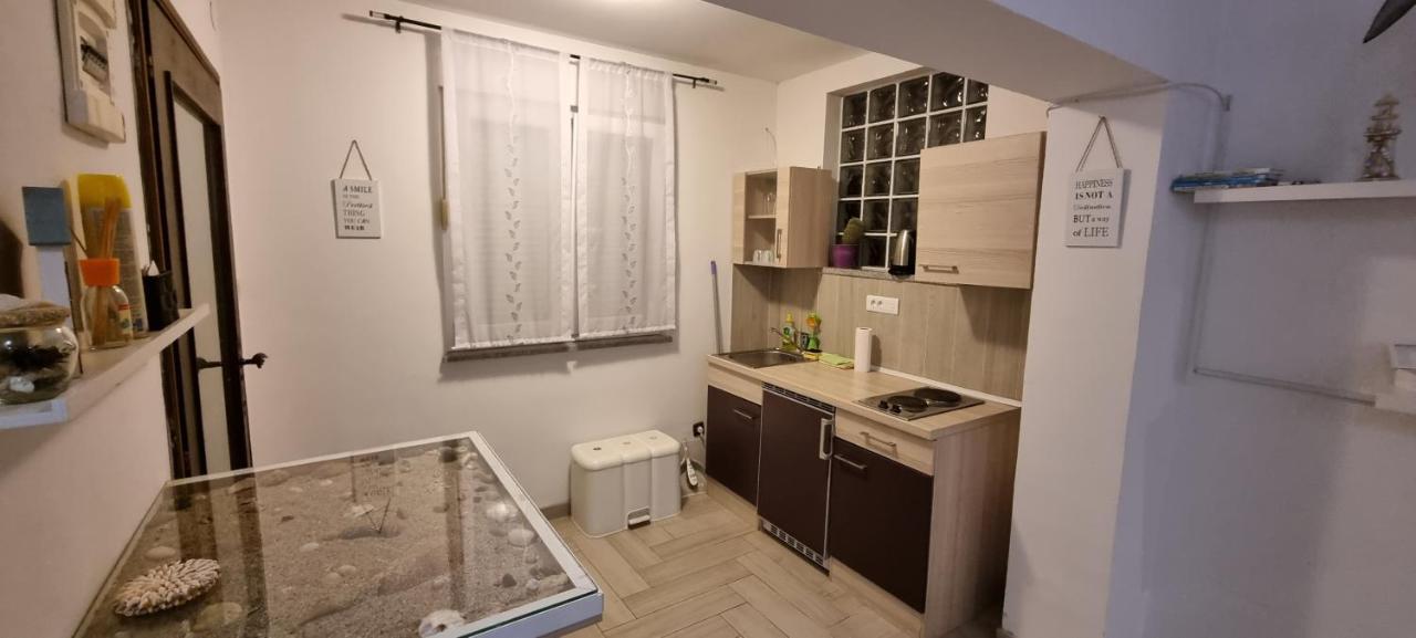 Apartmani Tatic スティンヤン エクステリア 写真