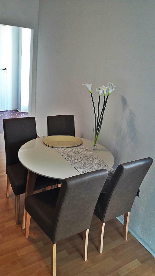 Apartmani Tatic スティンヤン エクステリア 写真